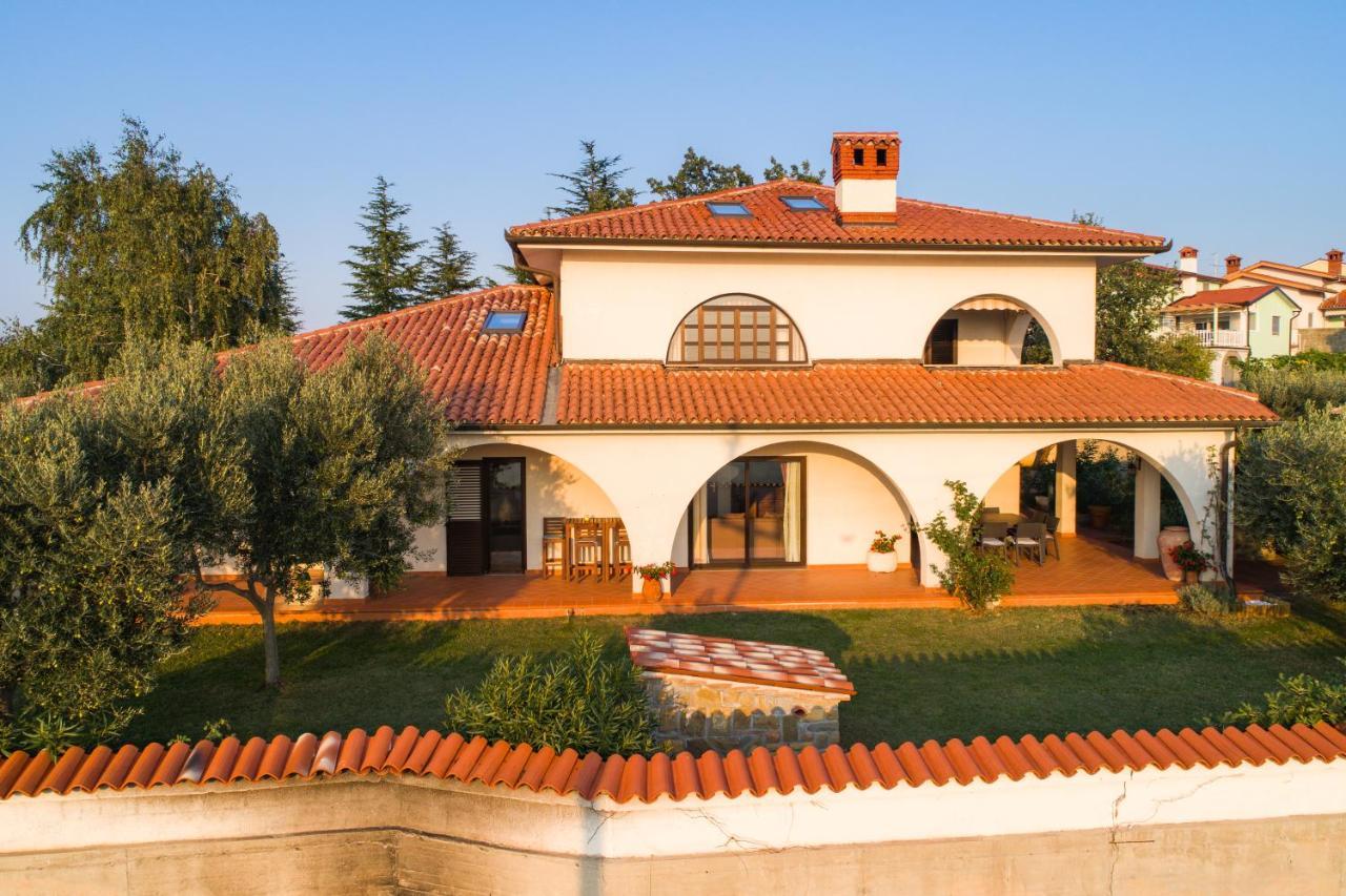 Villa Emi Zgornje Skofije Exterior foto